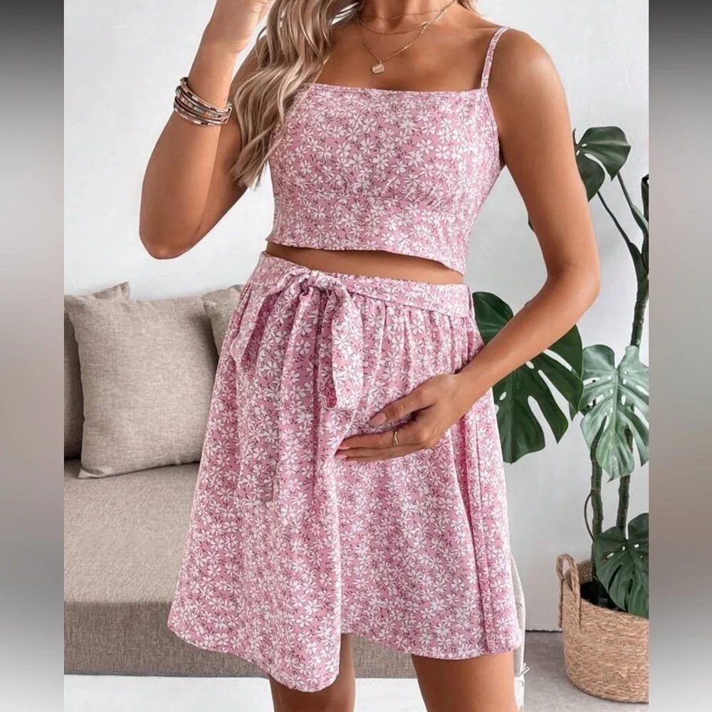 NWOT SHEIN Maternity 2 Piece Ditsy Floral Top & Skirt Set